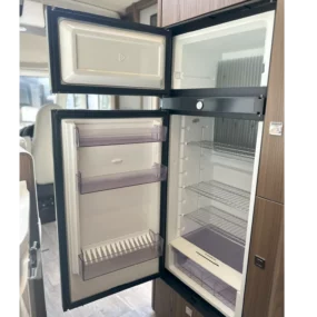 Hymer B-ML I 790 Dometic Fridge