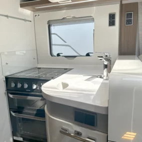 Hymer B-ML I 790 Kitchen Area