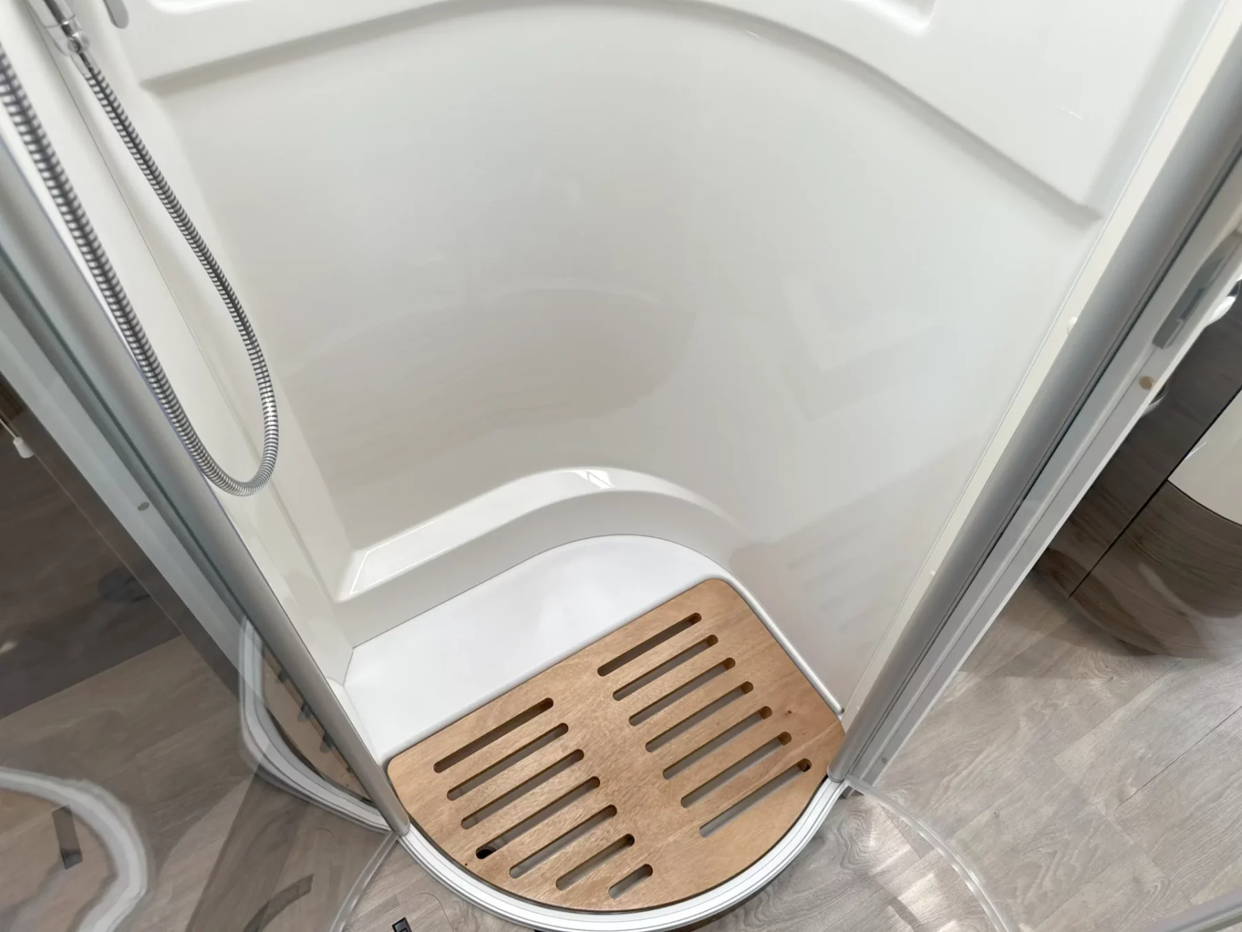 Hymer B-ML I 790 Shower Floor