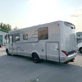 Hymer B-ML I 790 Motorhome 7057 - Exterior Rear Left
