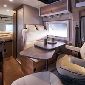 Burstner B66 600 Campervan - Interior