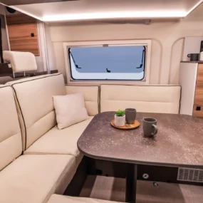 Burstner B66 644 Campervan - Lounge