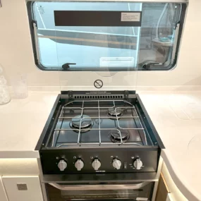 Hymer B-ML I 880 Motorhome 3 Gas Hob Burner