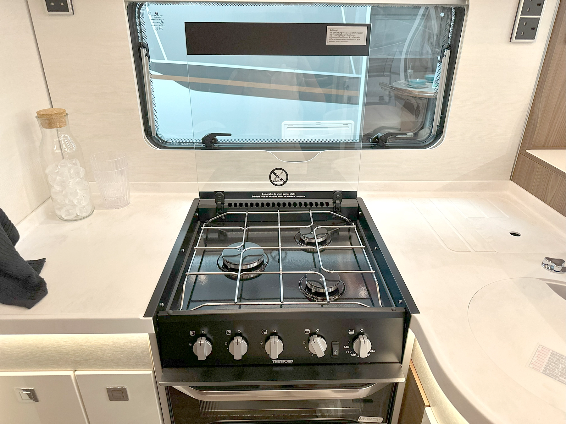 Hymer B-ML I 880 Motorhome 3 Gas Hob Burner