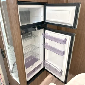 Hymer B-ML I 880 Motorhome Bedroom Skylight