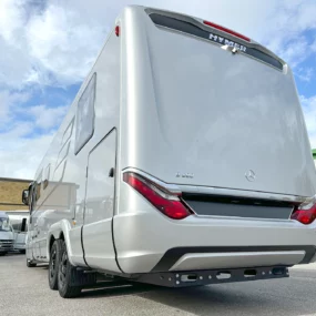 Hymer B-ML I 880 Motorhome Exterior Rear