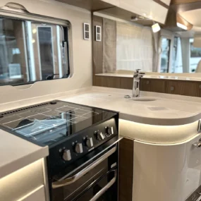 Hymer B-ML I 880 Motorhome Kitchen Worktop
