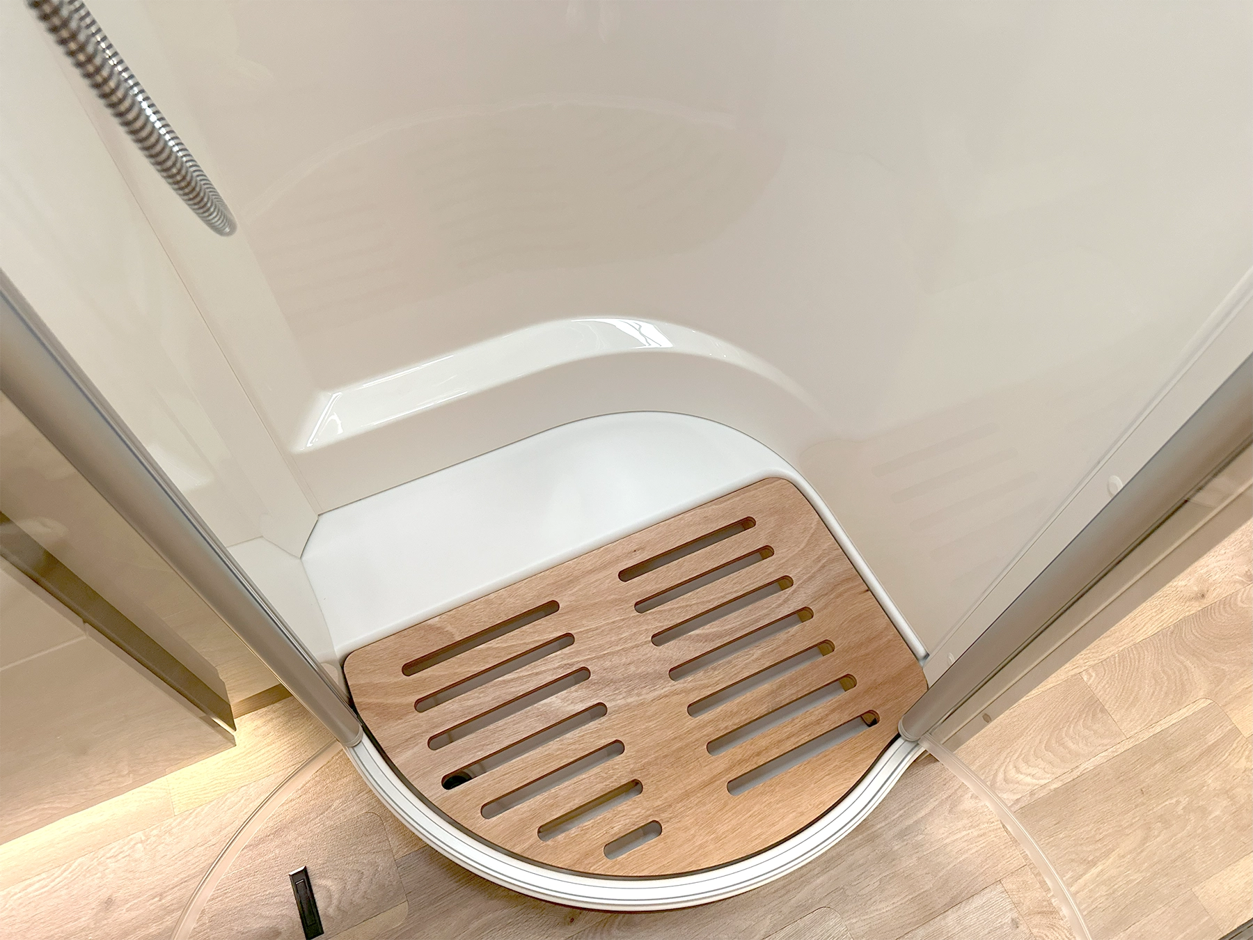 Hymer B-ML I 880 Motorhome Shower Floor