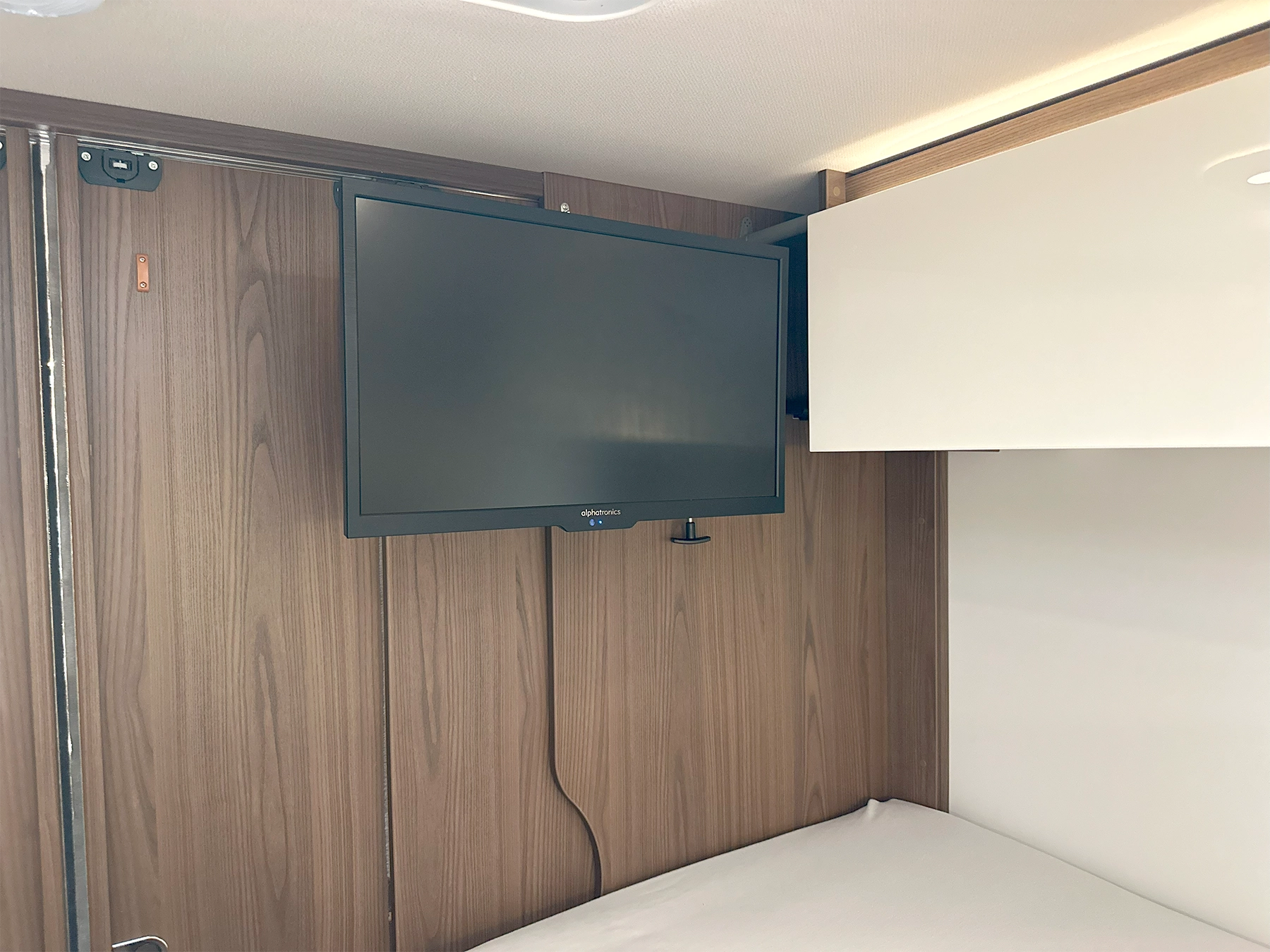 Hymer B-ML I 880 Motorhome TV Bedroom Area