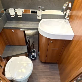 Carthago Liner For Two I 53 Bathroom