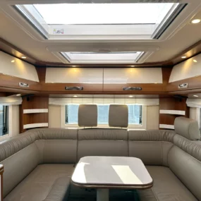 Carthago Liner For Two I 53 Lounge Skylights