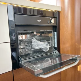 Carthago Liner For Two I 53 Thetford Oven