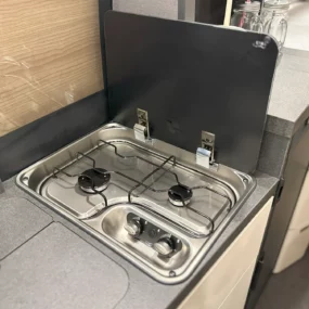 N102644 Malibu Genius 641 LE 2 Gas Hob