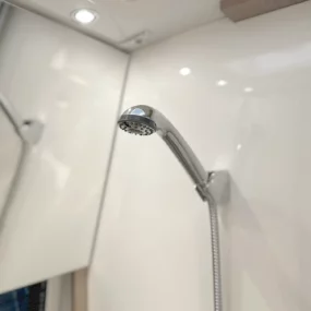 N102644 Malibu Genius 641 LE Bathroom Shower