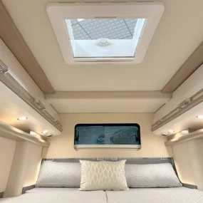 N102644 Malibu Genius 641 LE Skylight Bedroom