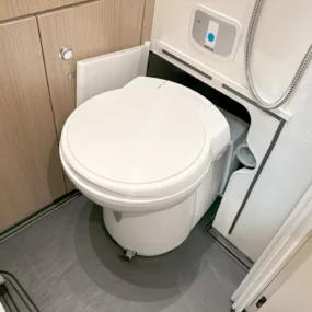 N102644 Malibu Genius 641 LE Swivel Away Toilet