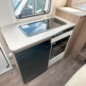 Carado V337 Pro Plus Motorhome 7105 - Kitchen