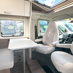 Carado V337 Pro Plus Motorhome 7105 - Lounge Seats