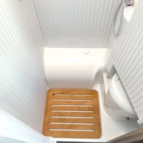 Carado V337 Pro Plus Motorhome 7105 - Washroom Shower Divide