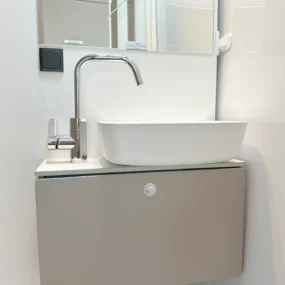Carado T338 Pro + Bathroom Sink