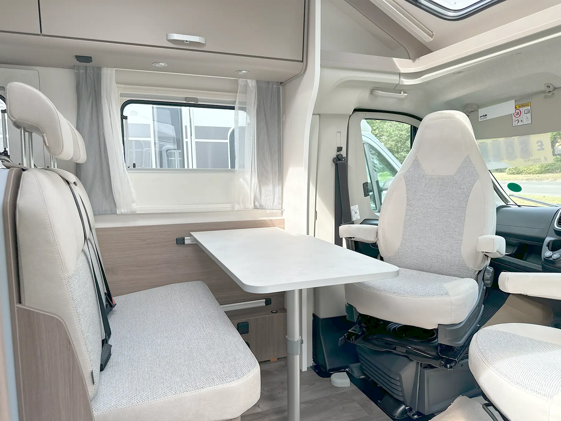 Carado T338 Pro + Lounge