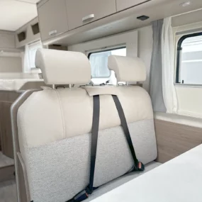 Carado T338 Pro + Lounge Seats