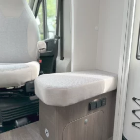 Carado T338 Pro + Side Seat