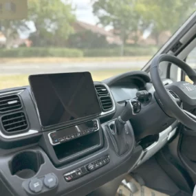 Carado T338 Pro + Steering Wheel & Multimedia