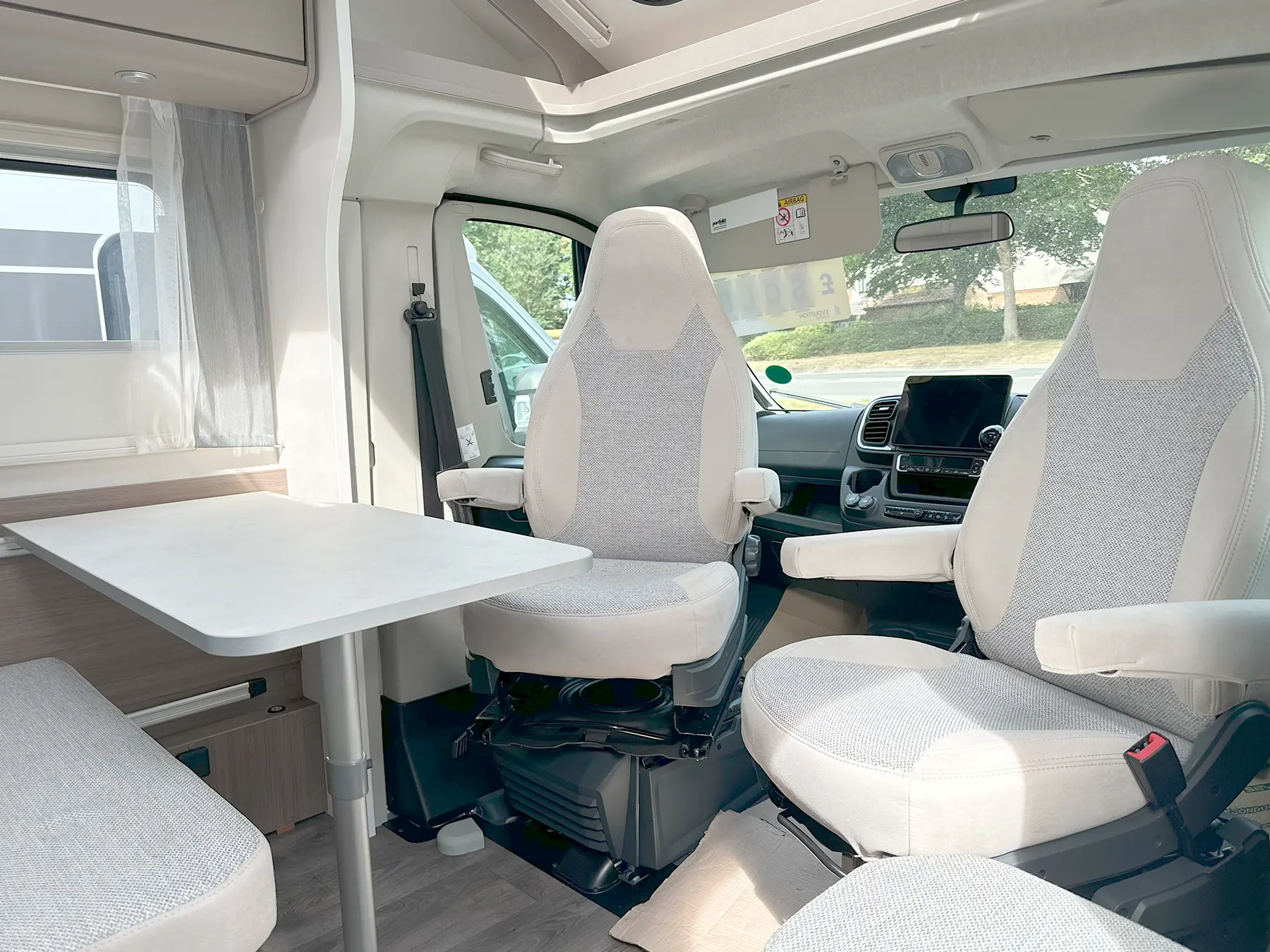 Carado T338 Pro + Swivel Cab Seats