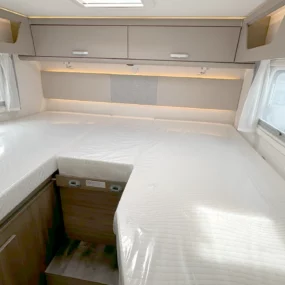 Carado T338 Pro + Twin Single Beds