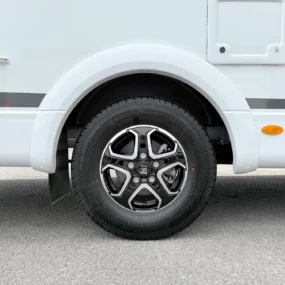Carado T447 Pro + Exterior Tyre
