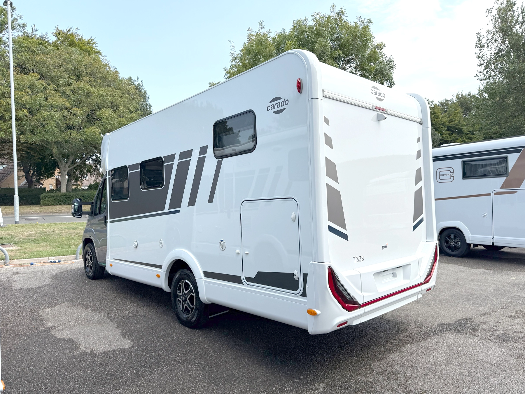 Carado T338 Pro Plus Motorhome - Exterior Rear Left
