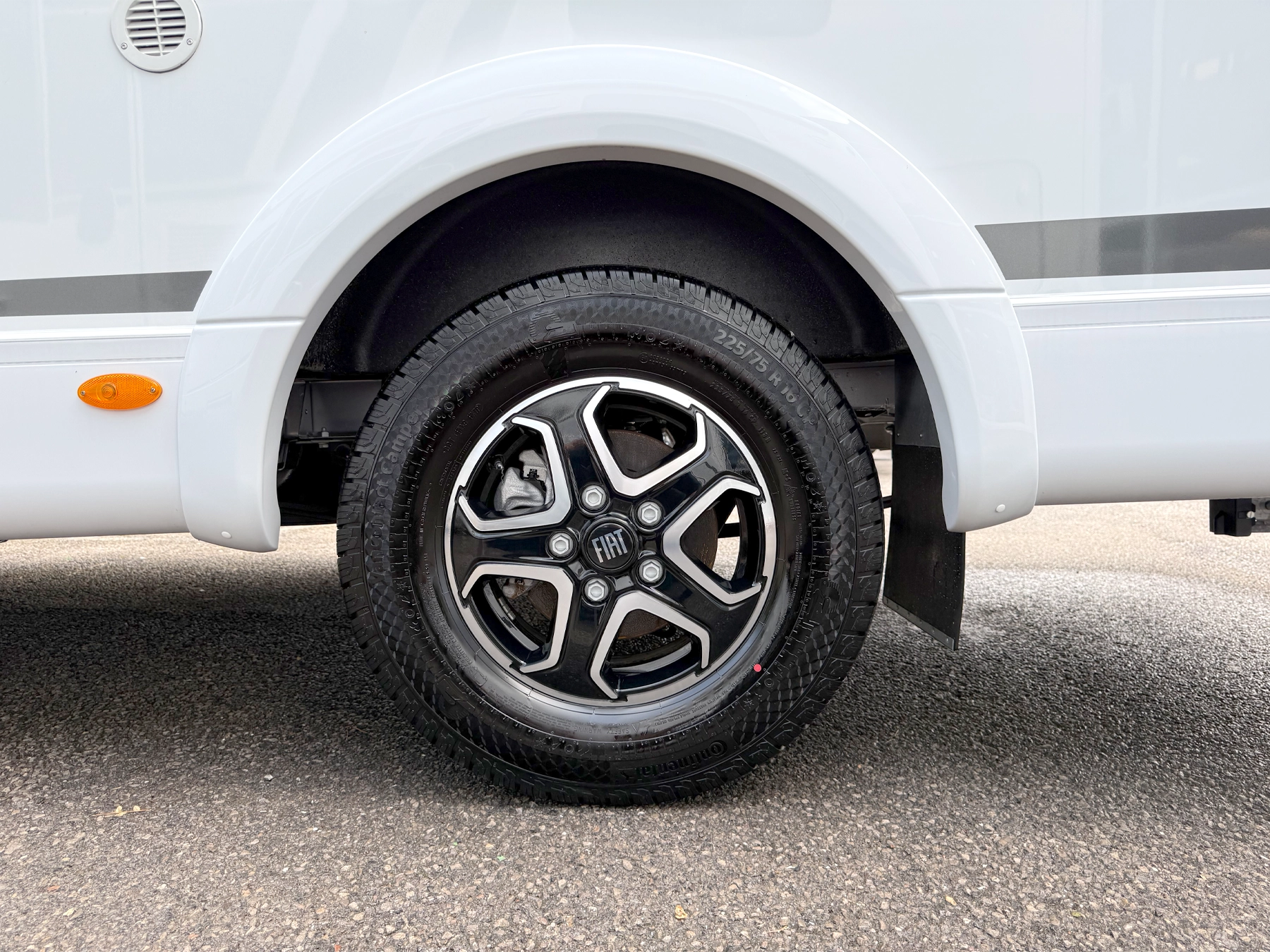 Carado T338 Pro Plus Motorhome - Exterior Wheel