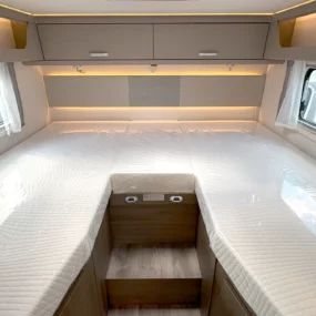 Carado T447 Pro Plus Motorhome 7103 - Bedroom