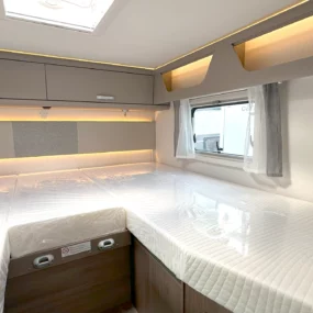 Carado T447 Pro Plus Motorhome 7103 - Bedroom Bed