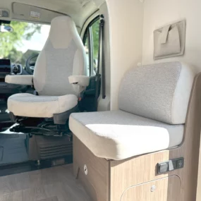 Carado T447 Pro Plus Motorhome 7103 - Lounge Side Seat