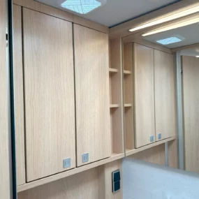 Hymer B-MC I 680 Bathroom Cupboard