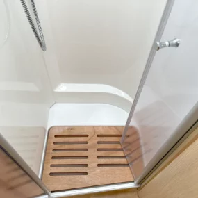 Hymer B-MC I 680 Shower Floor