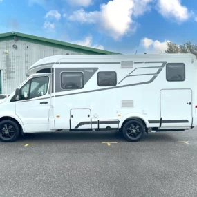 Hymer B-MC T 600 Whiteline Exterior Right Side