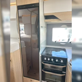 Hymer B-MC T 600 Whiteline Fridge Freezer