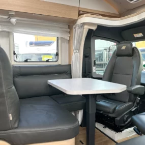 Hymer B-MC T 600 Whiteline Lounge Area