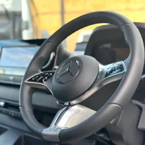 Hymer B-MC T 600 Whiteline Steering Wheel