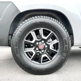 Burstner Eliseo C540 Campervan N102499 - Exterior Wheel