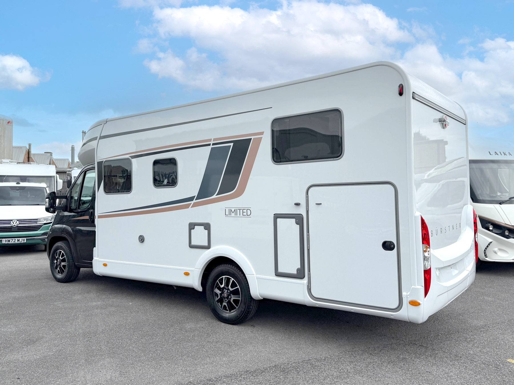 Burstner Limited T 727 Motorhome 2639 - Exterior Rear Left