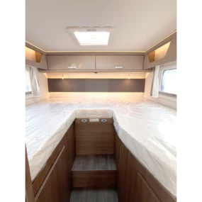 Carado T 338 Edition 24 Motorhome - Bed Full