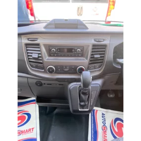 Carado T 338 Edition 24 Motorhome - Centre Console