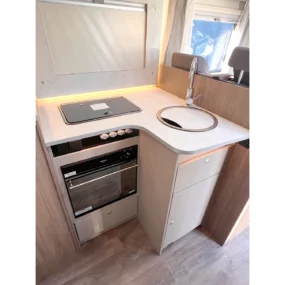 Carado T 338 Edition 24 Motorhome - Kitchen Top