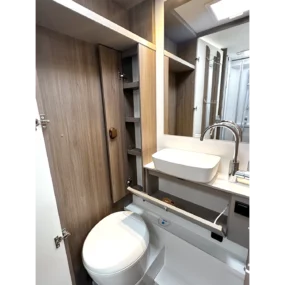Carado T447 Pro Plus Motorhome For Sale - Bathroom
