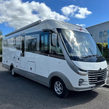 Carthago S-Plus I 61 XL LE Motorhome - Exterior Front Left