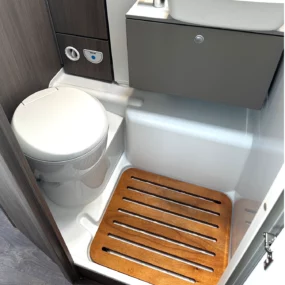 Carado T 338 Edition 24 Motorhome - Bathroom Toilet